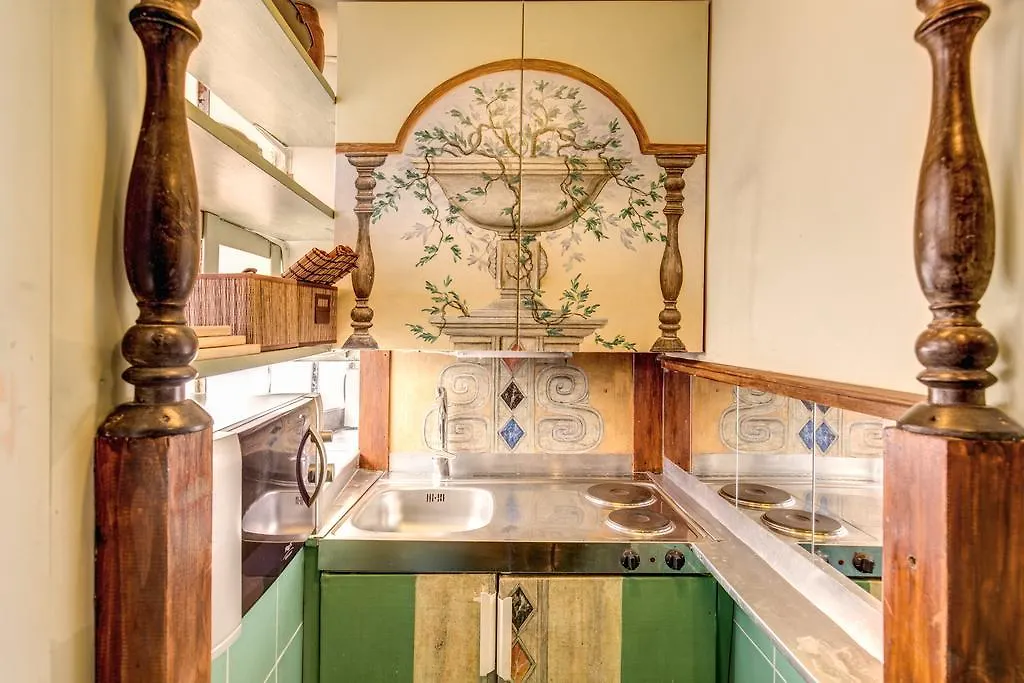 Campo De Fiori Baroque Apartment Rome Italy