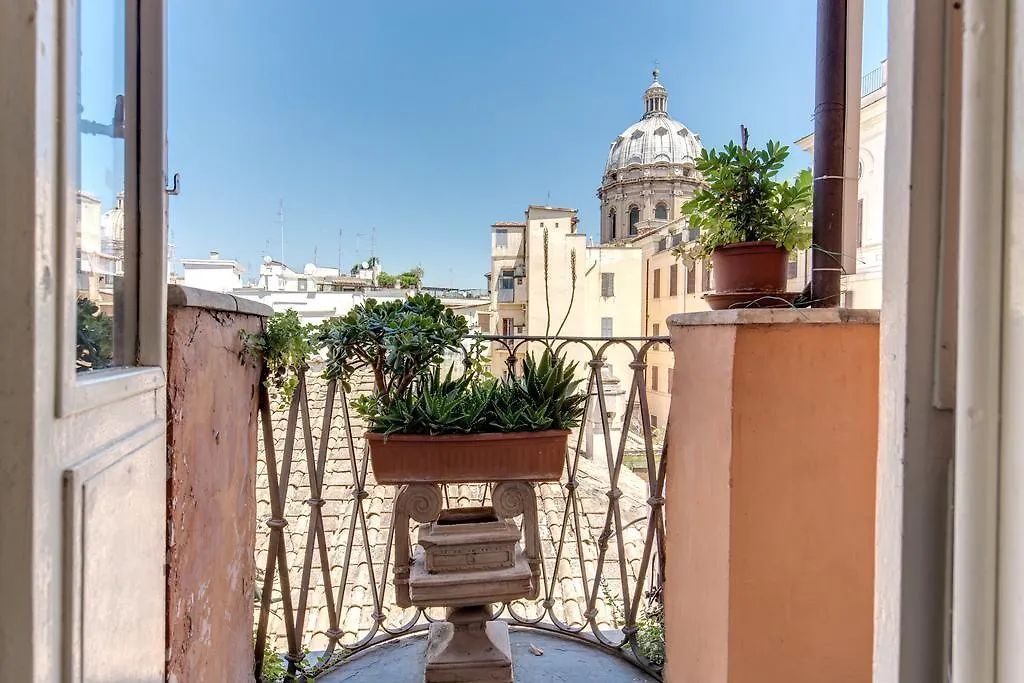 Campo De Fiori Baroque Apartment Rome Italy